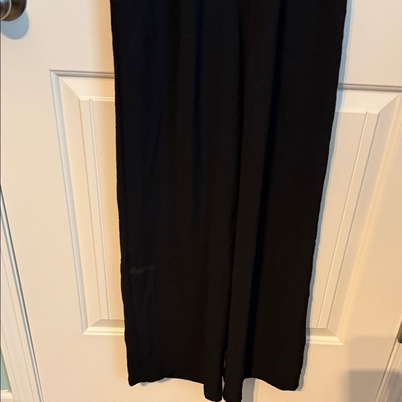 Elegant Black Women's jumpsuit - Picture 6 of 6